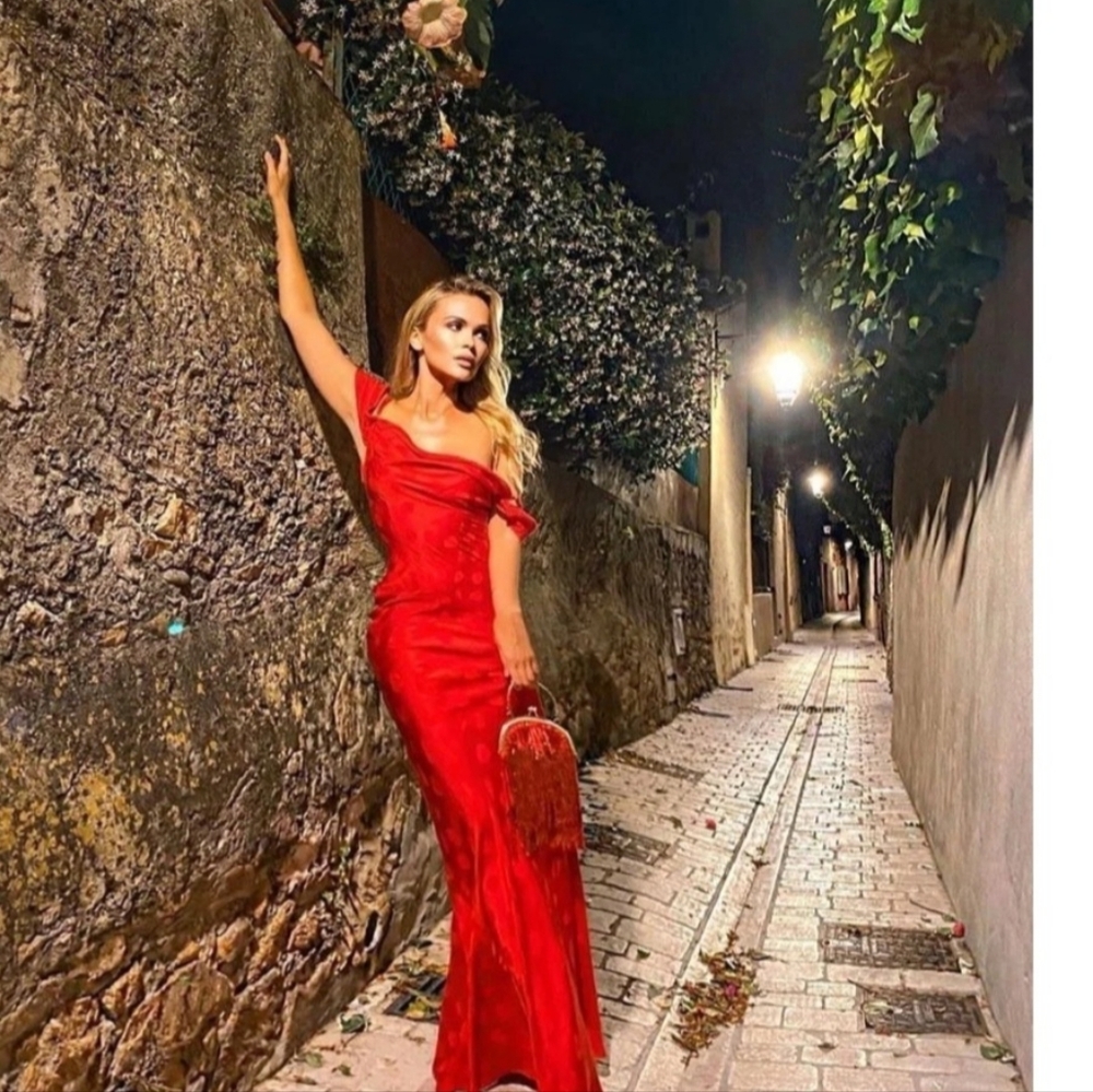Rat & Boa Vibrant Red Maxi Dress - Picture 2 of 6